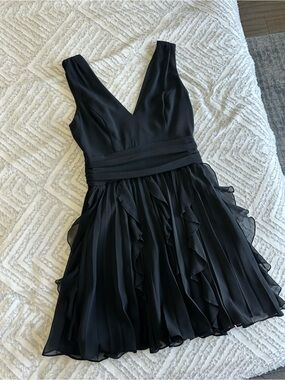 Marciano: Little Black Dress